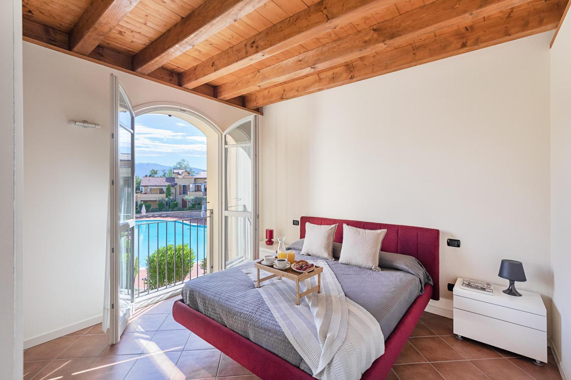 מנרבה דל גארדה Borgo Del Torchio Apartments By Wonderful Italy מראה חיצוני תמונה