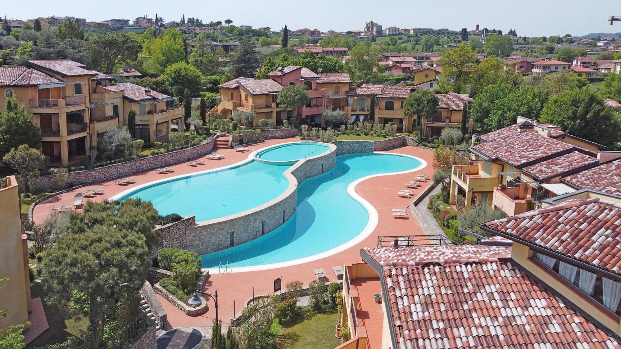 מנרבה דל גארדה Borgo Del Torchio Apartments By Wonderful Italy מראה חיצוני תמונה